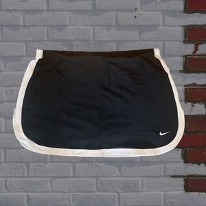 Nike Small Athletic Spandex Black/ white Skort